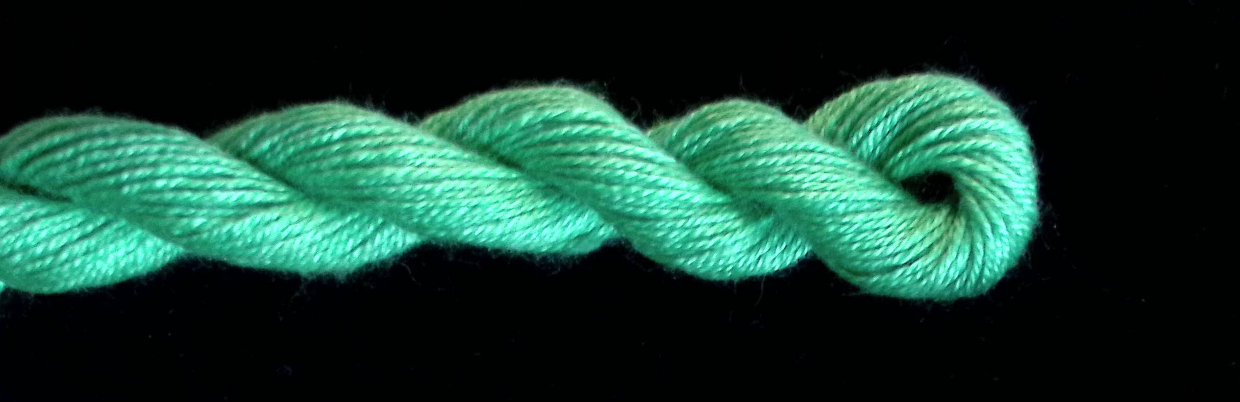 5086 Kelly Green Solid Color Impressions – Enriched Threads