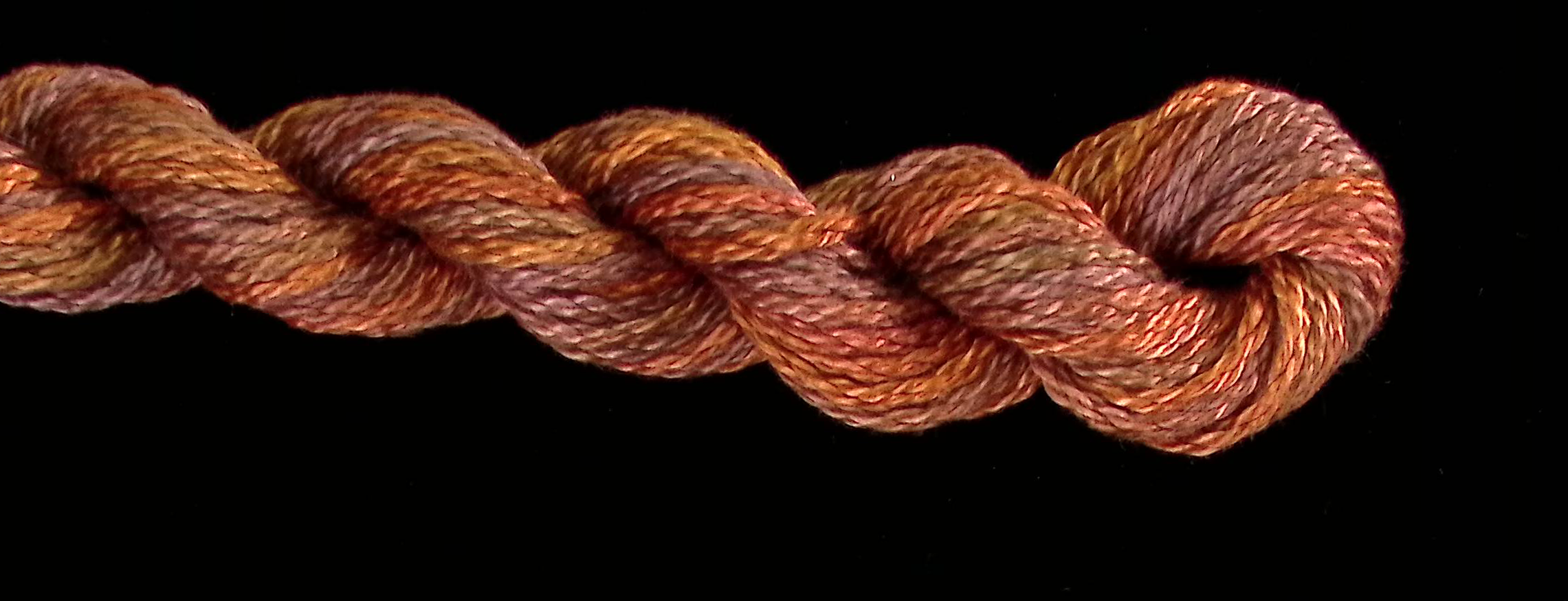 137 Copper Watercolours – Enriched Threads